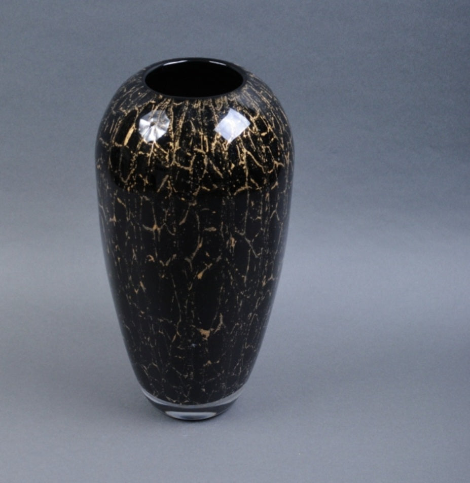 Glass vase