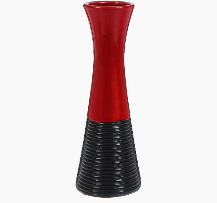 Ceramic ribbed Vase