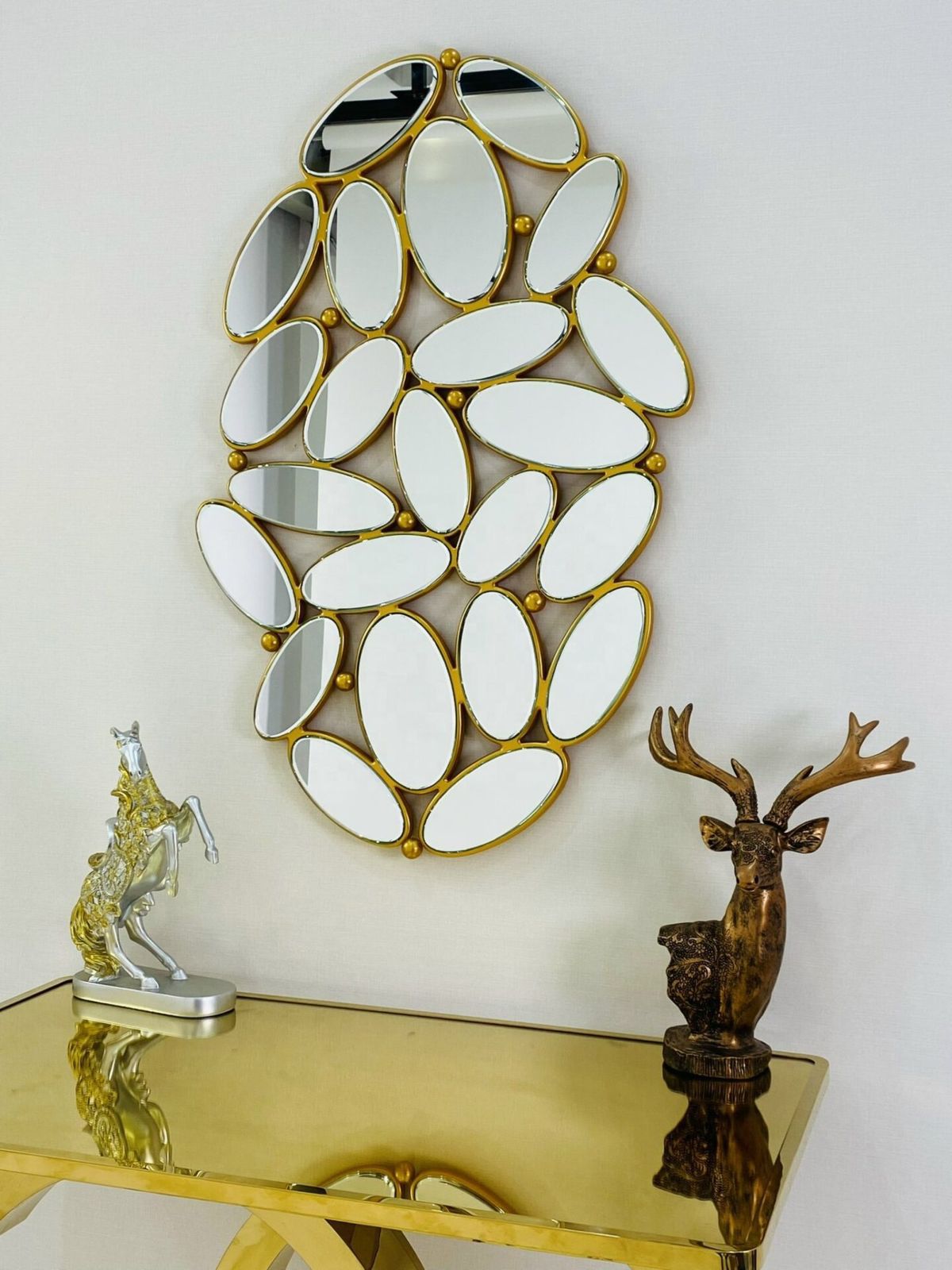 Wall mirror