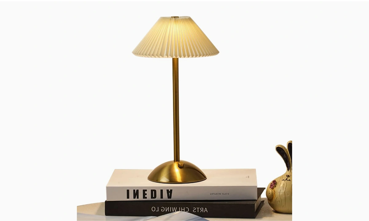 Desk Light with Pleated Umbrella