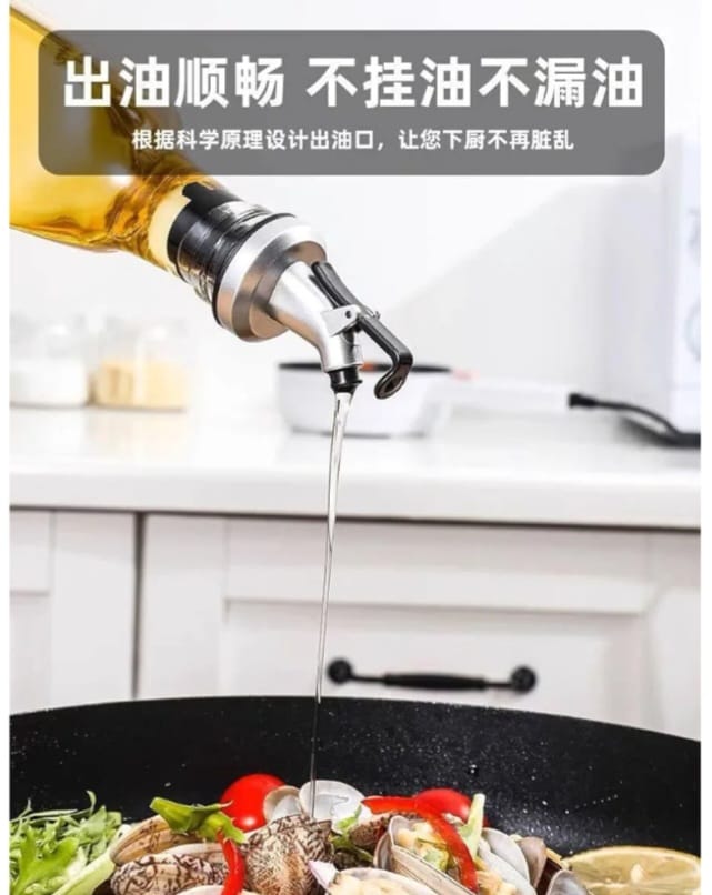 Set oil bottles
