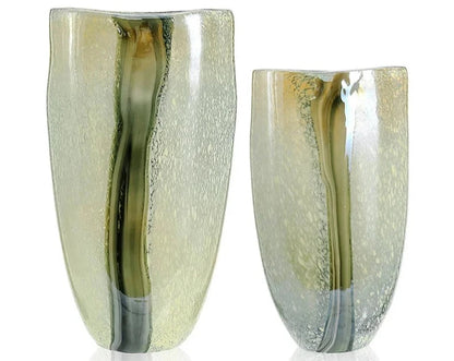 Glass vase