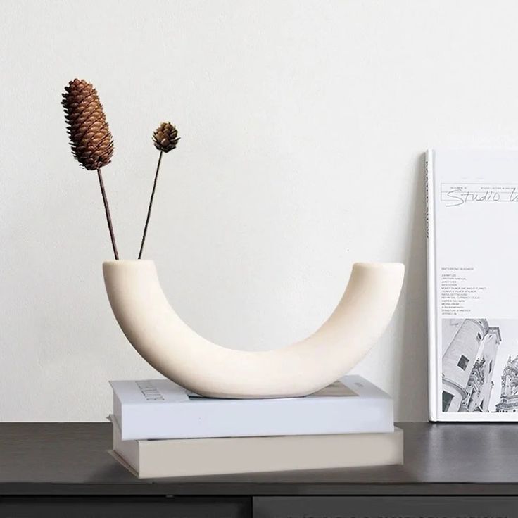 Simple ceramic vase