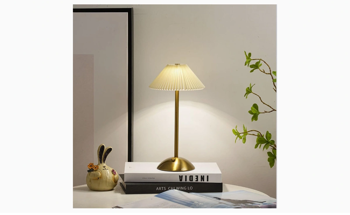 Desk Light with Pleated Umbrella