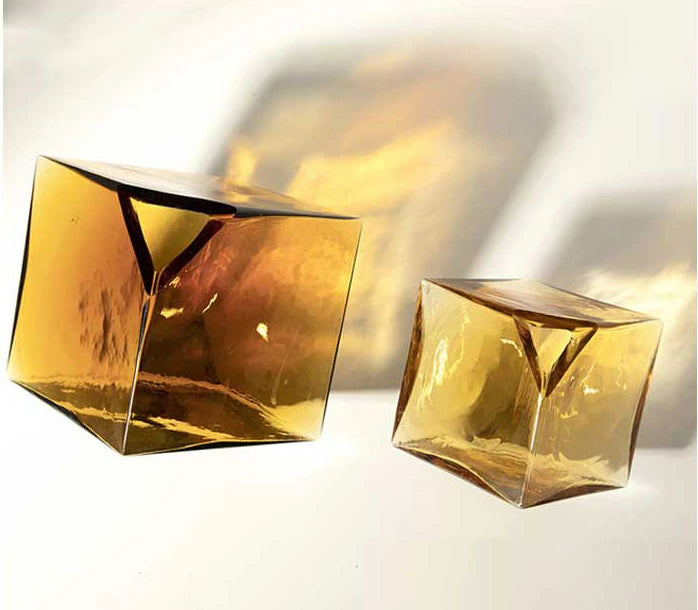 Glass vase
