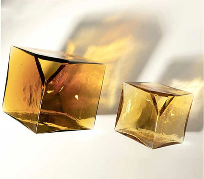 Glass vase