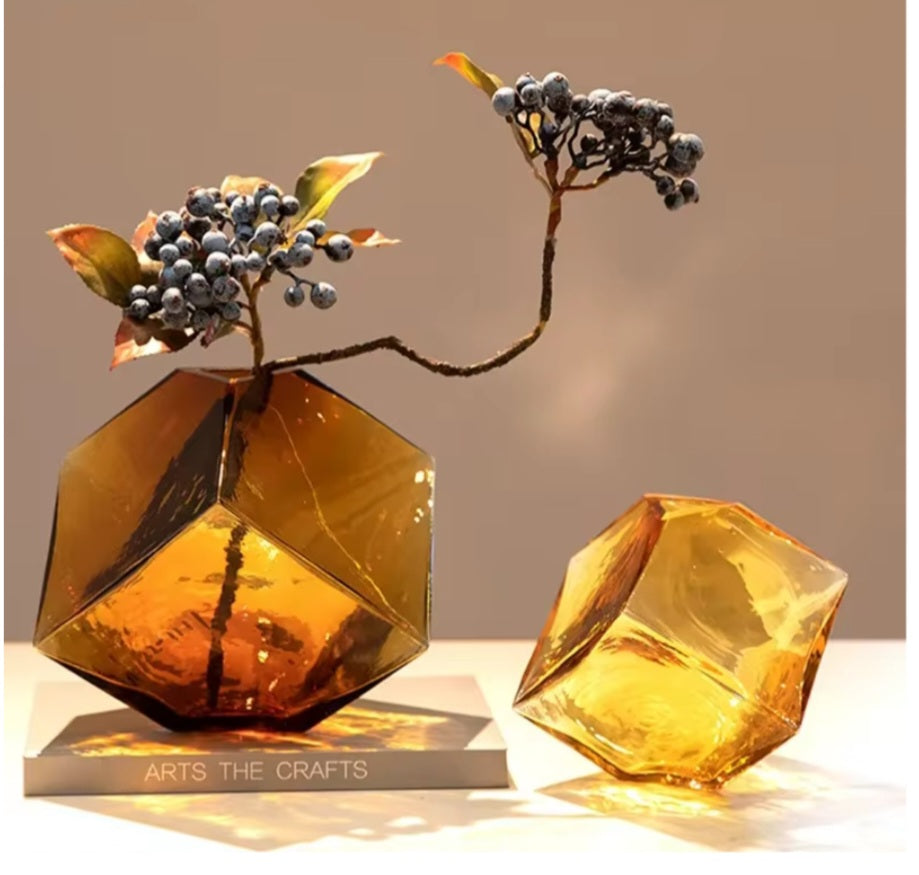 Glass vase
