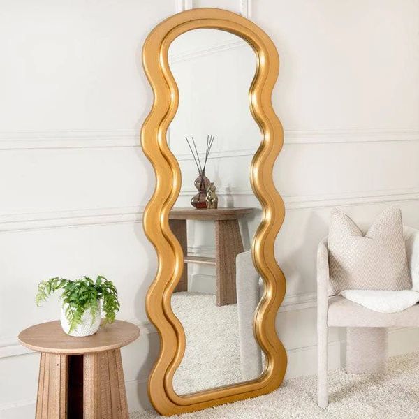 Wall mirror
